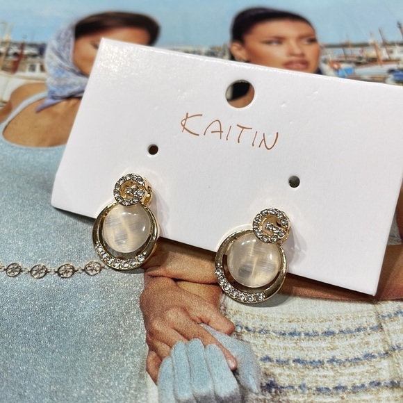 Luxury Rhinestone G Circle Drop Earrings - Picture 7 of 11